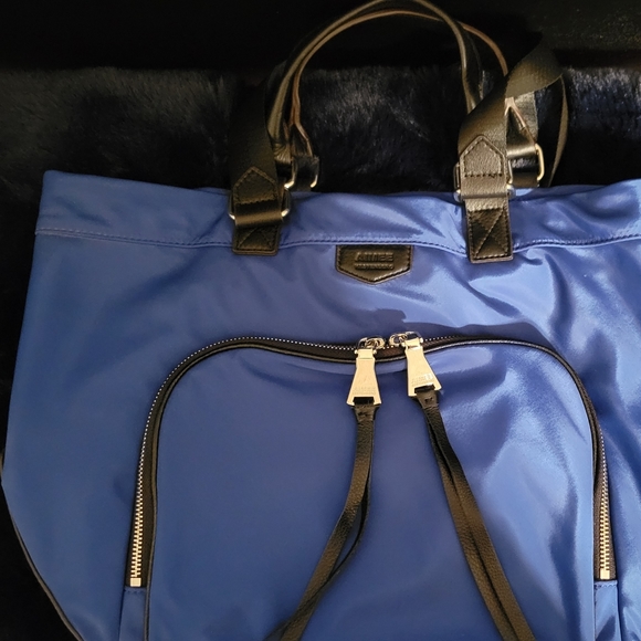 Aimee Kersteberg LG Bag - Picture 2 of 7